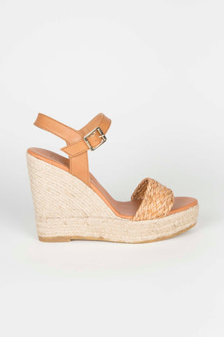 SANDALIA CUÑA CAMEL