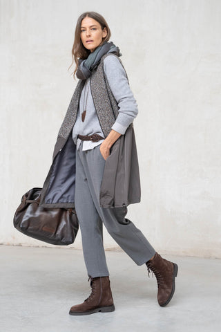 CHALECO MANTOVA LARGO DOS TEJIDOS GRIS