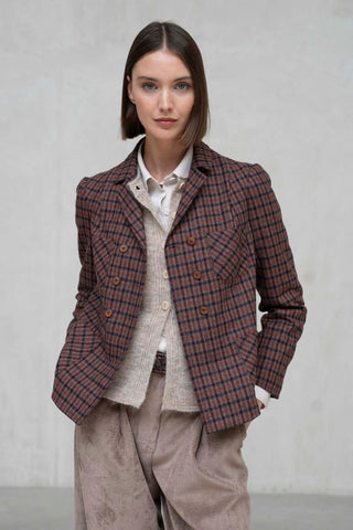 CHAQUETA VERONA SOLAPA PEQUEÑA CUADROS BURDEOS