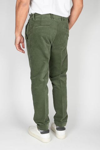 PANTALÓN PAUL MIRANDA VERDE PINZAS