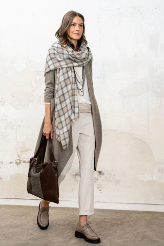 Look de estilo clásico de mujer del lookbook Classy de Rivera