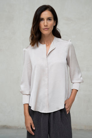 Blusa Fermo nude arrugada