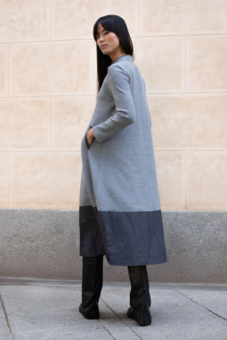 VESTIDO MARSELLA PUNTO CUELLO MAO BAJO TECNOLÓGICO