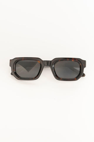 Gafas de sol Oriana Rivera carey oscuro