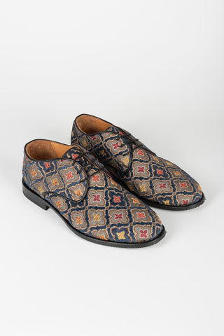 Sapato Bruno azul