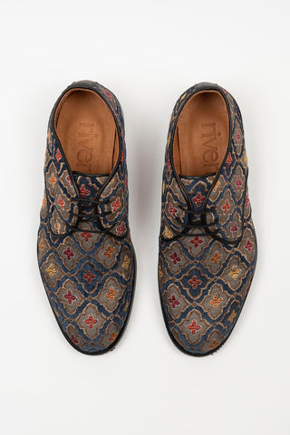 Sapato Bruno azul