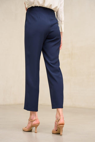 Pantalón Cunde con sobrefalda azul marino